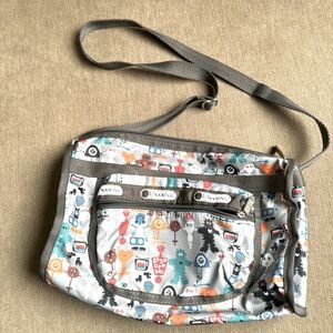 le sportsac shoulder bag
